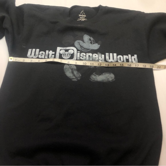 Walt Disney World Mickey Black Vintage Style Long sleeve Sweatshirt Size Small - Picture 4 of 9